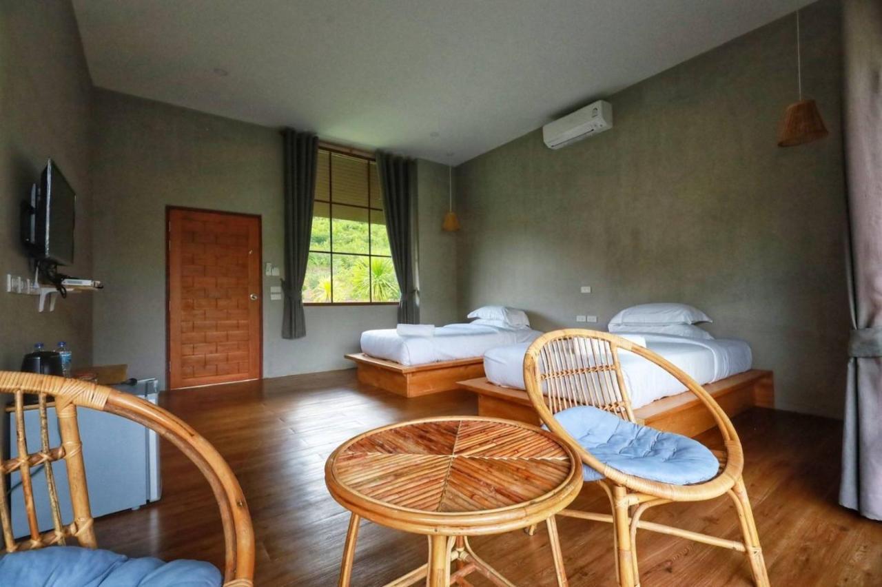 Twin Room with Mountain View