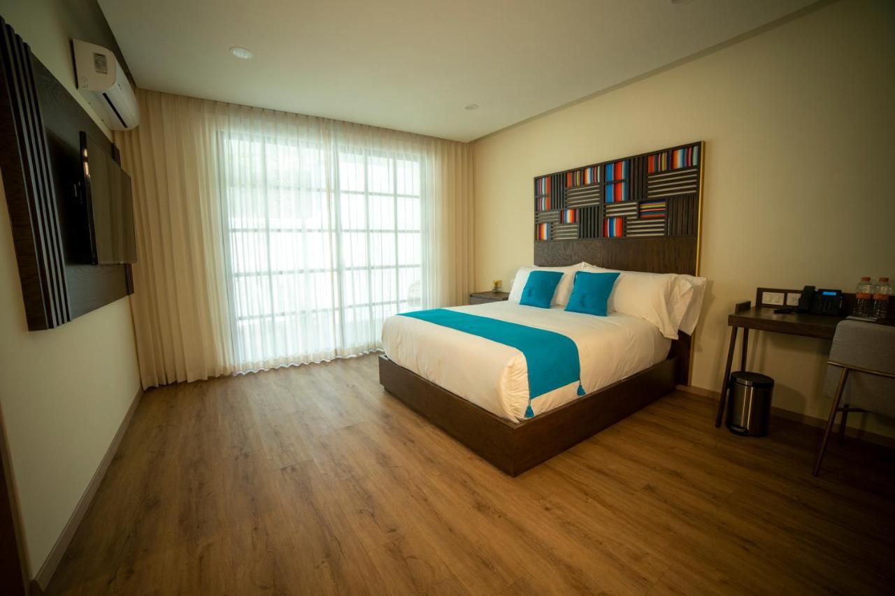 Standard Queen Room