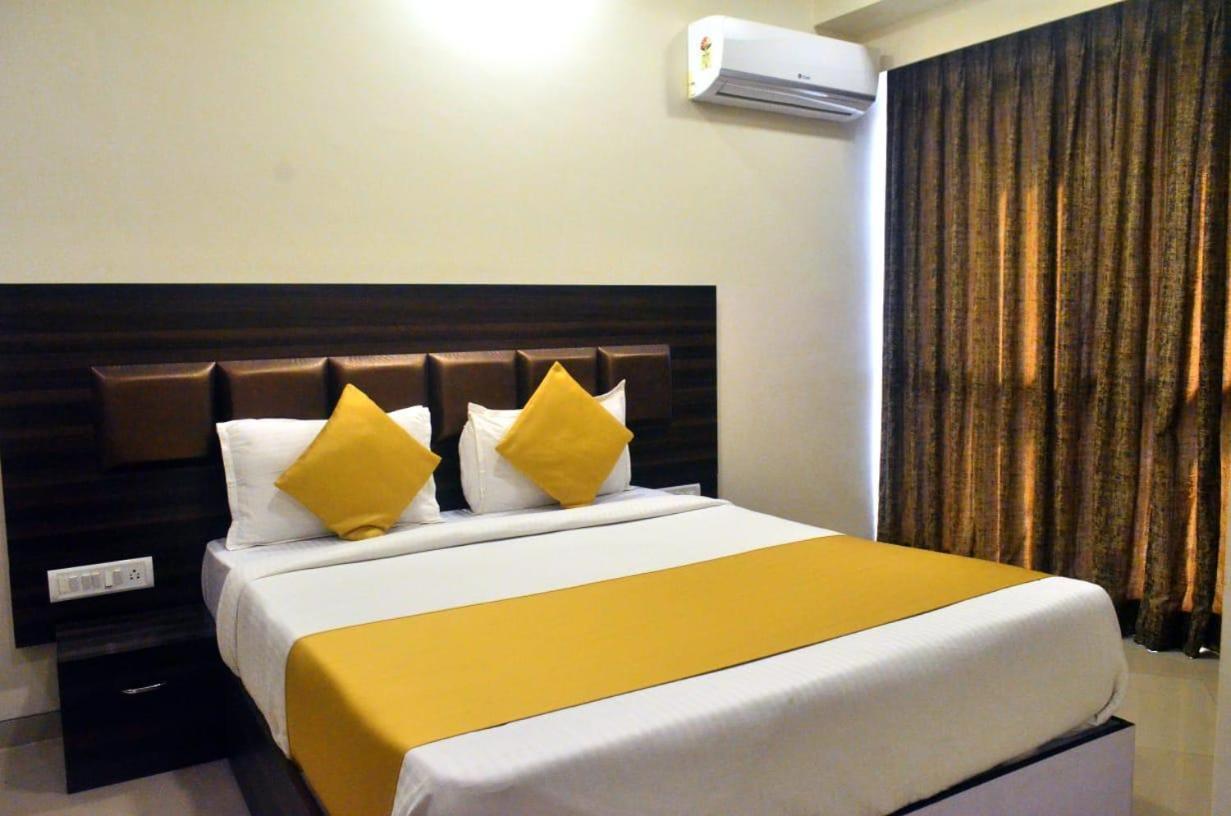 Superior Double or Twin Room with City View