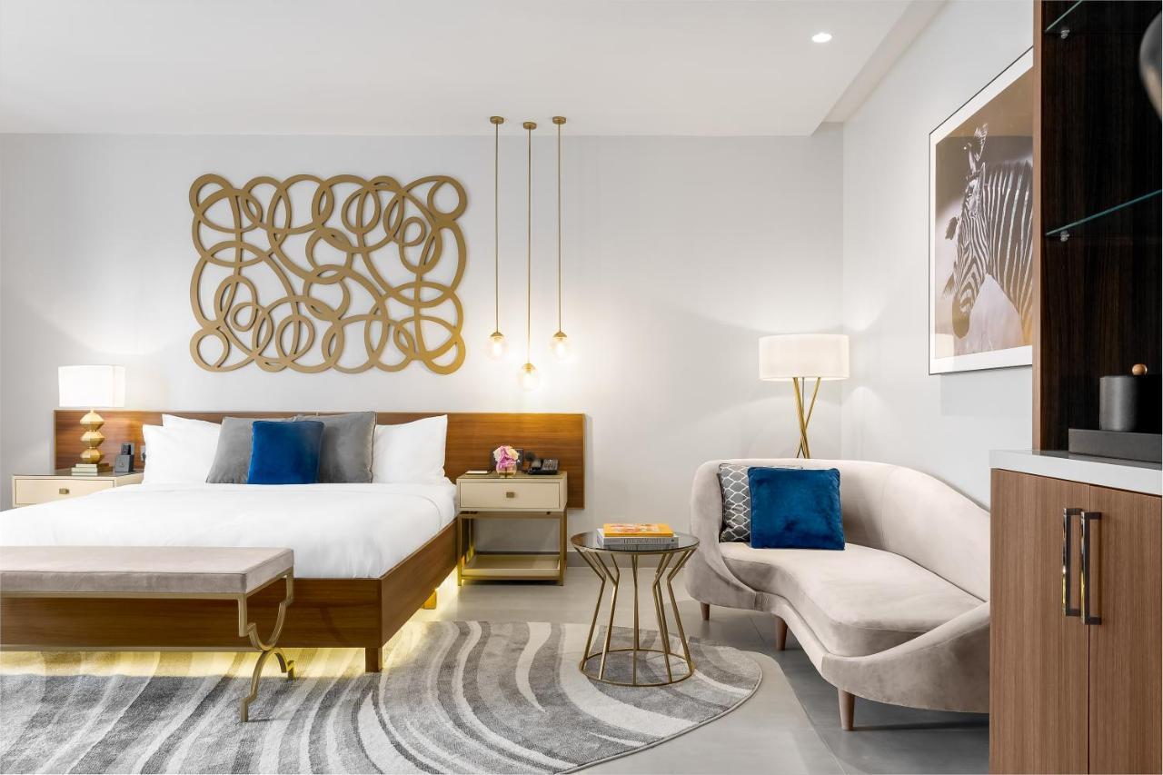 Deluxe Room,1292258887:JPEG