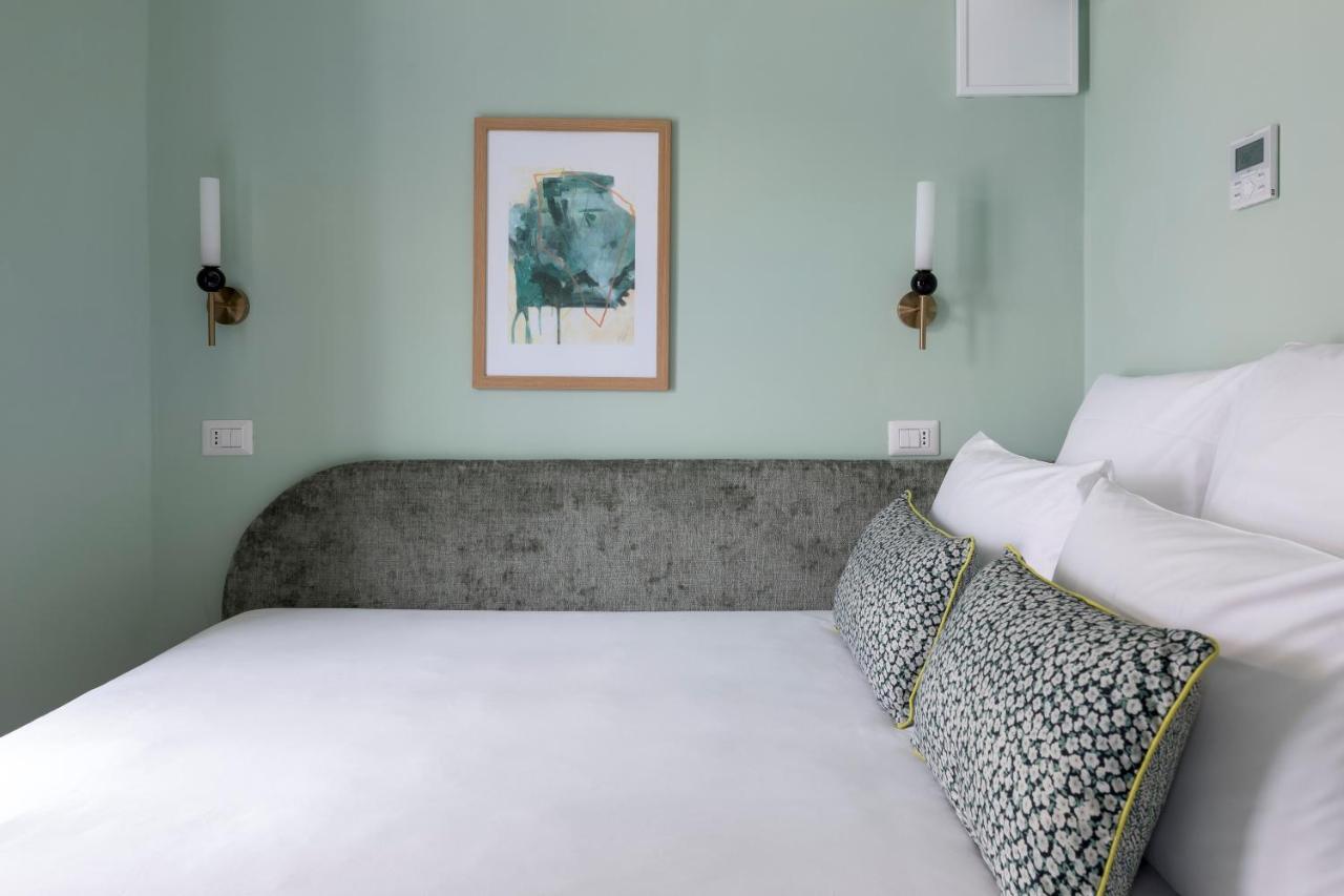 Kleines Zimmer mit Terrasse