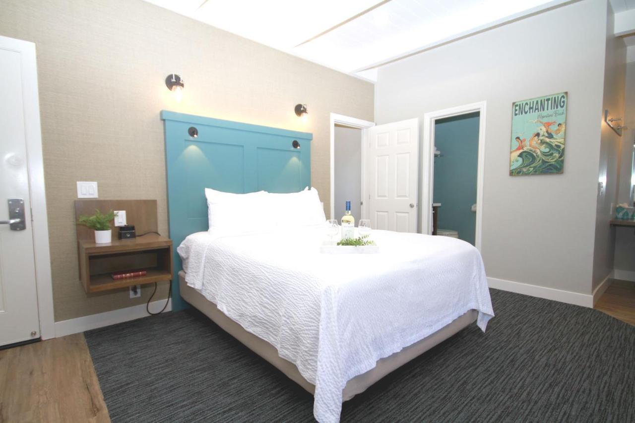 Budget Single Queen Room. No Pets