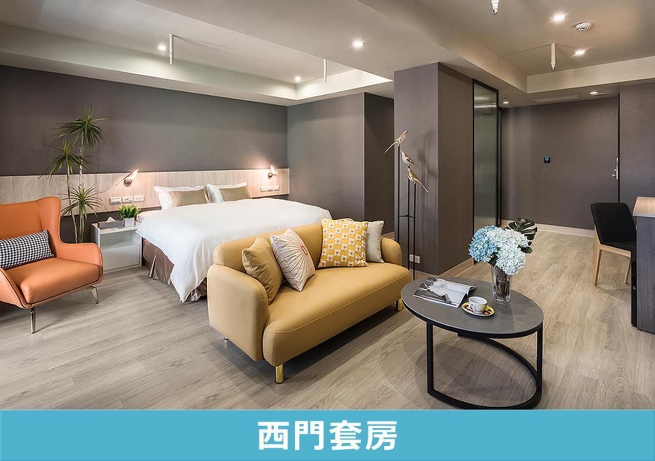 Deluxe Suite,1294426081:JPEG