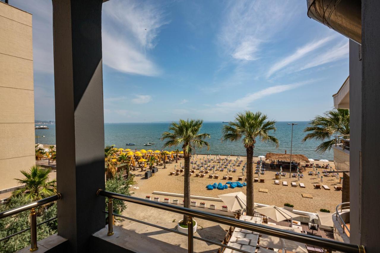 Deluxe Family Suite with Balcony and Side Sea View