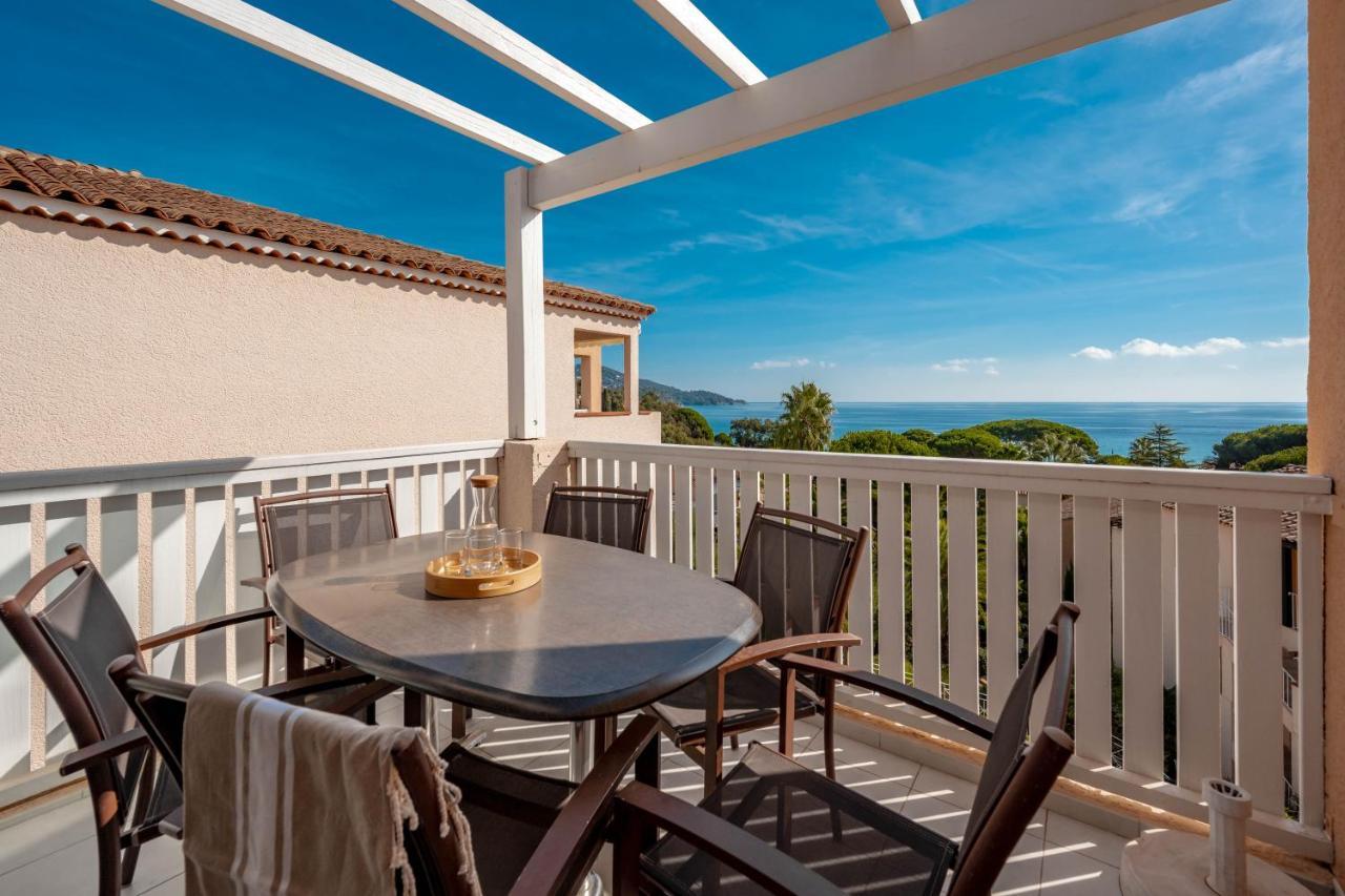Appartement 1 Chambre avec Coin Nuit dans Alcôve, Climatisation et Terrasse ou Balcon (6 Personnes)