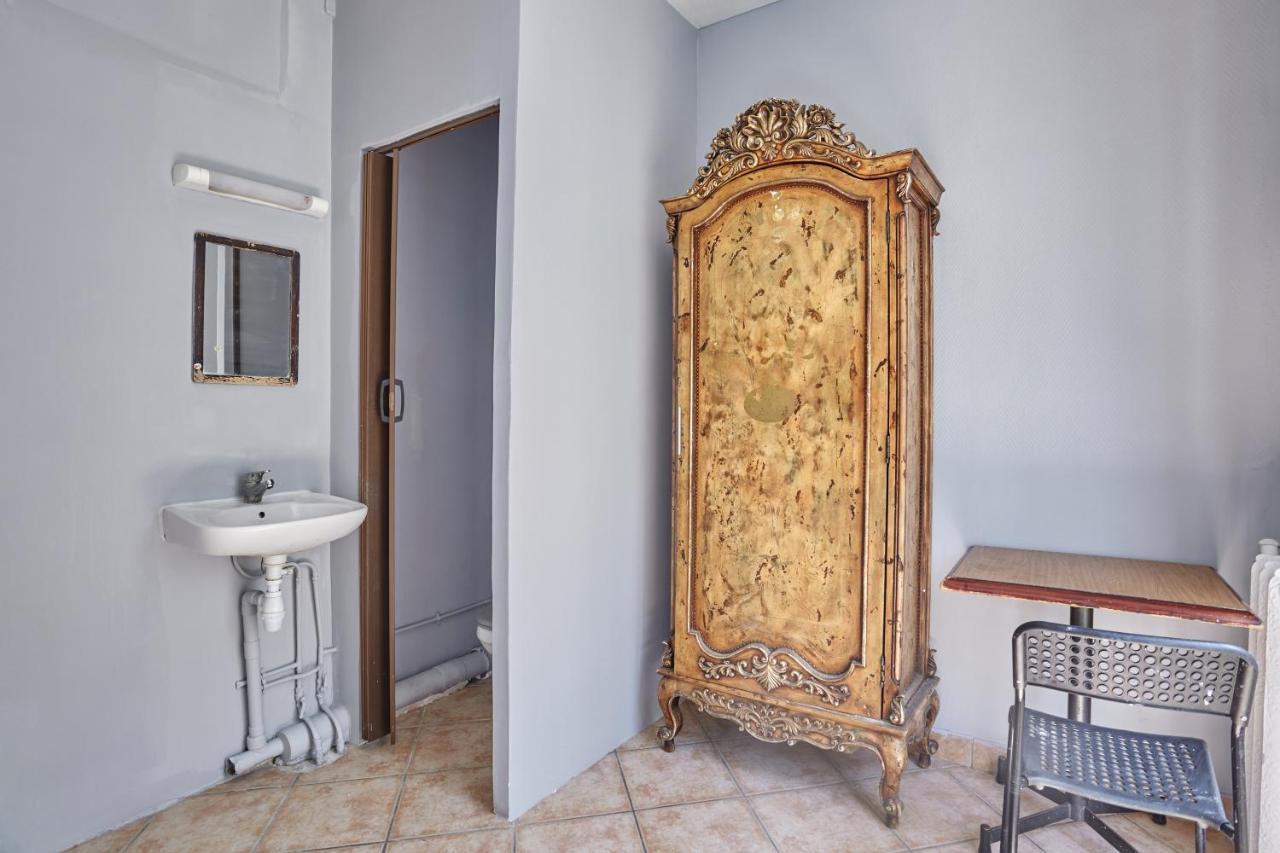 Twin Room with Shared Shower,1293381808:JPEG