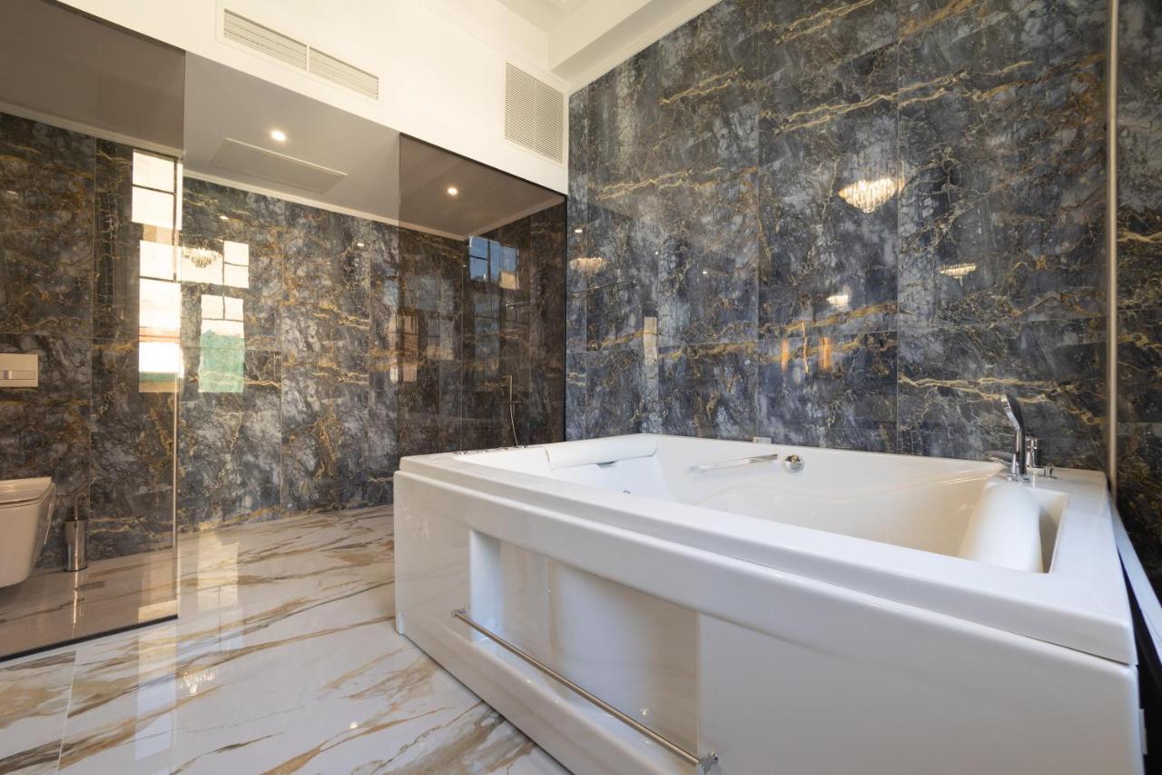 Suite Deluxe con bañera de hidromasaje
