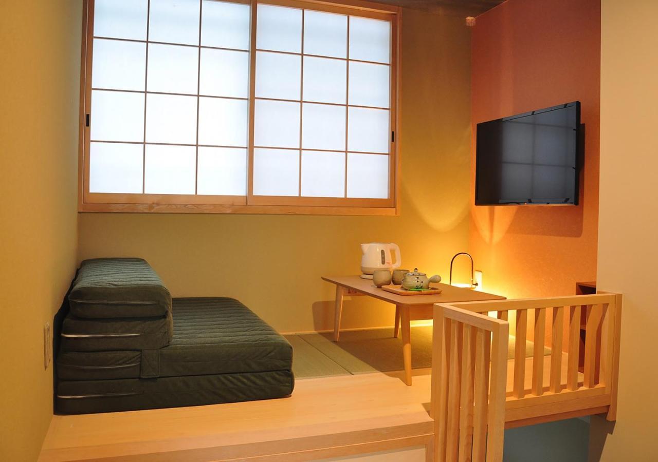 Single Room Loft Space,1355115353:JPEG