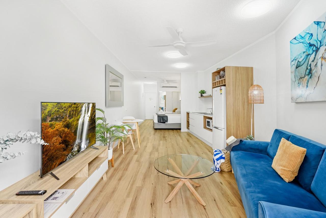 Deluxe Family Ocean View Apartment