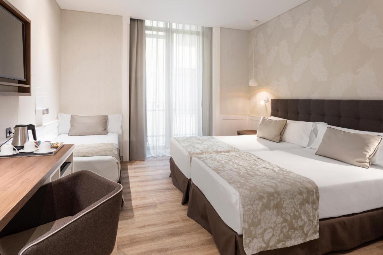 Triple Room (2 Adults + 1 Child),1498479736:JPEG