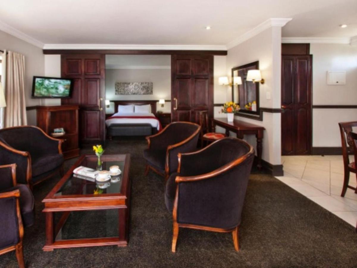 One-Bedroom Double Suite