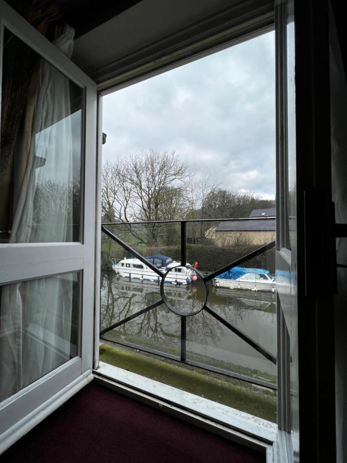 Canal Plus Double Room