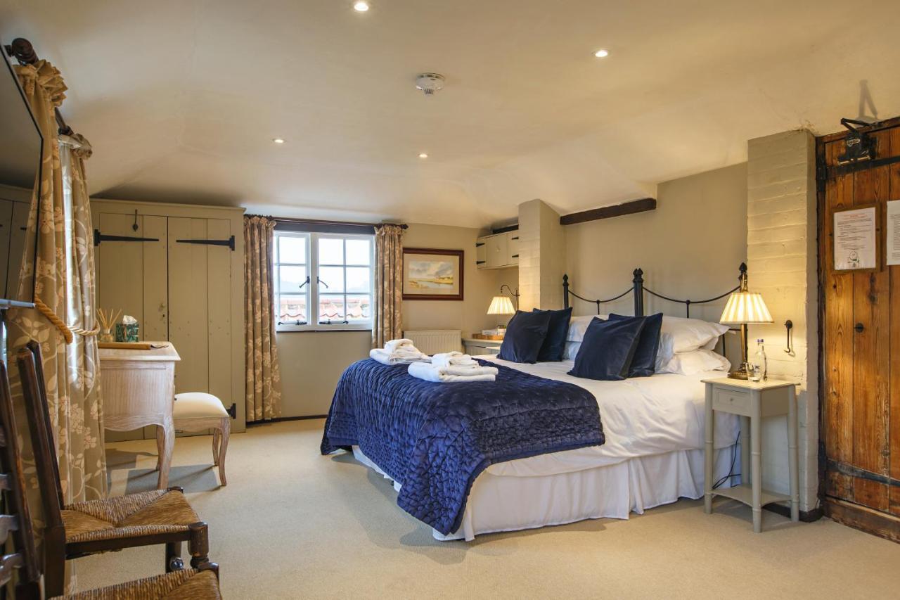 Triple Room with Bath