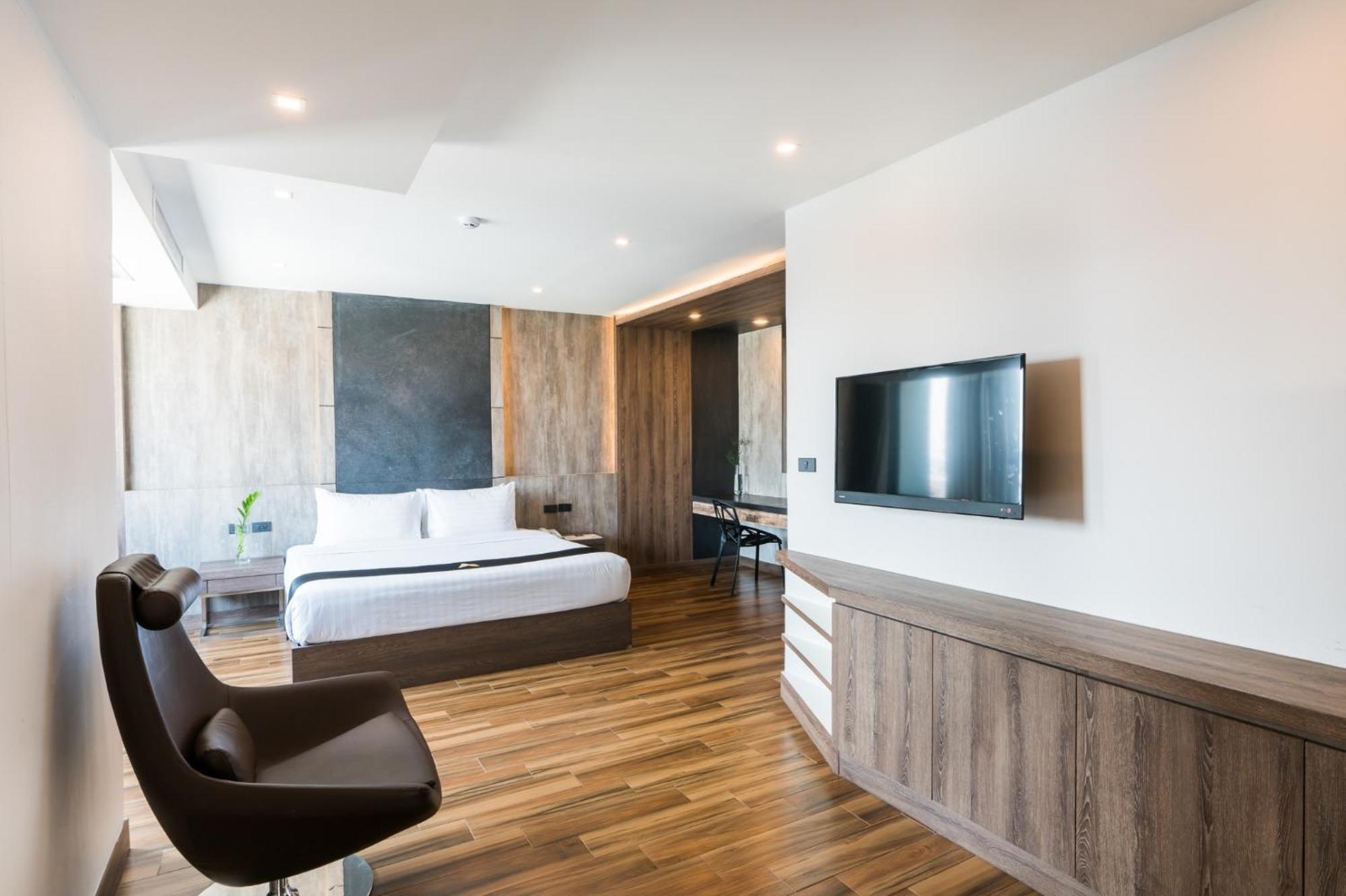 Junior Suite,1692071265:JPEG