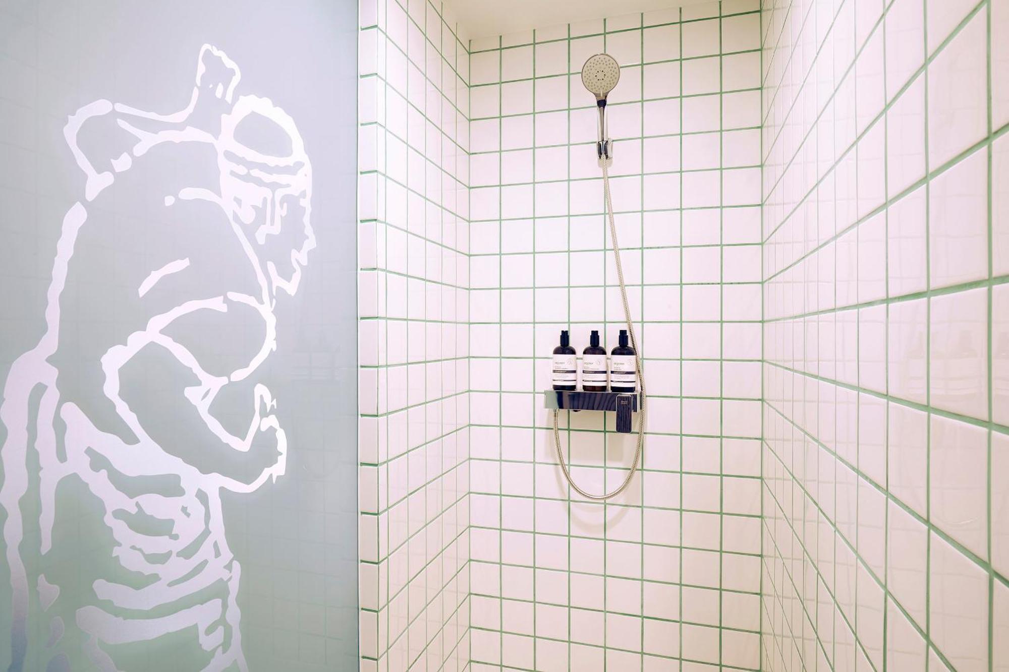 One of a Kind,1377643157:JPEG