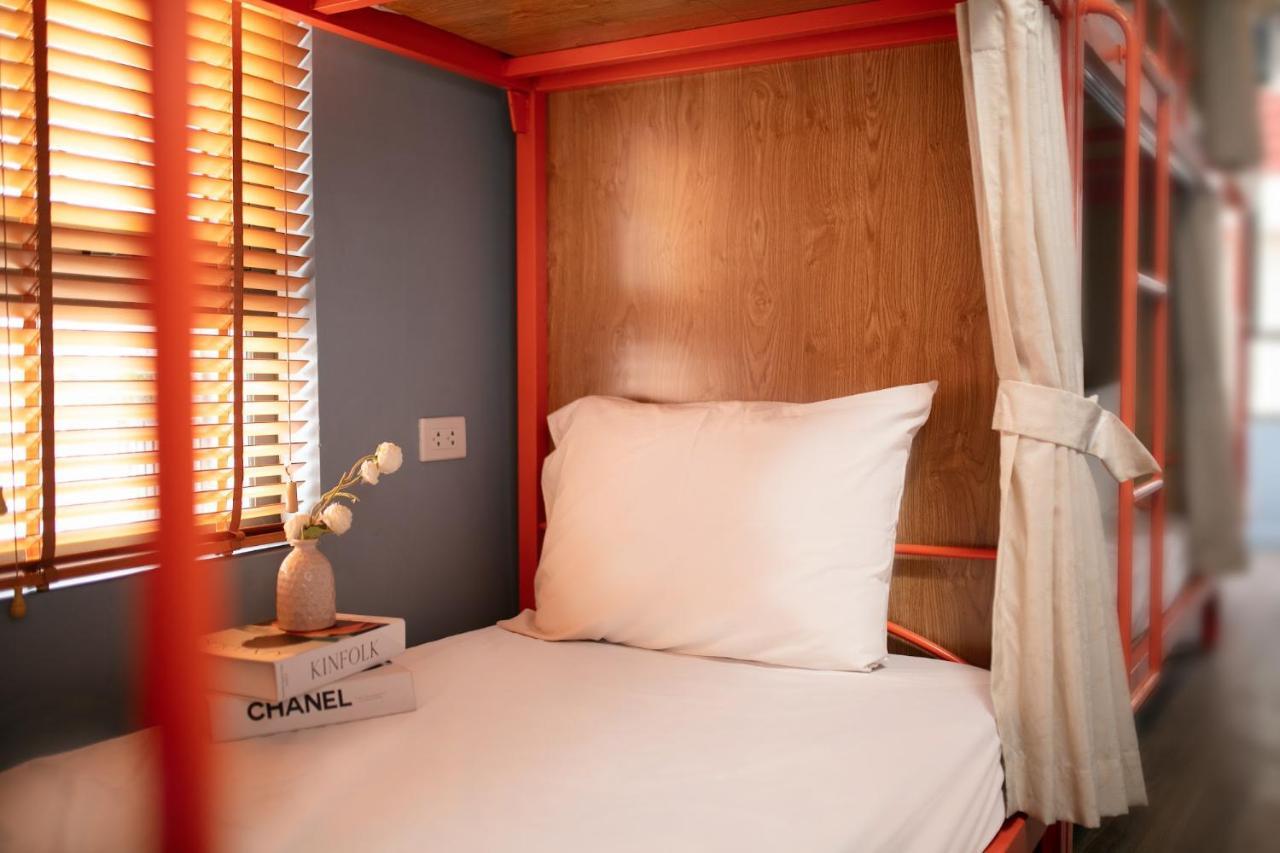 Bed in 10-Bed Mixed Dormitory Room