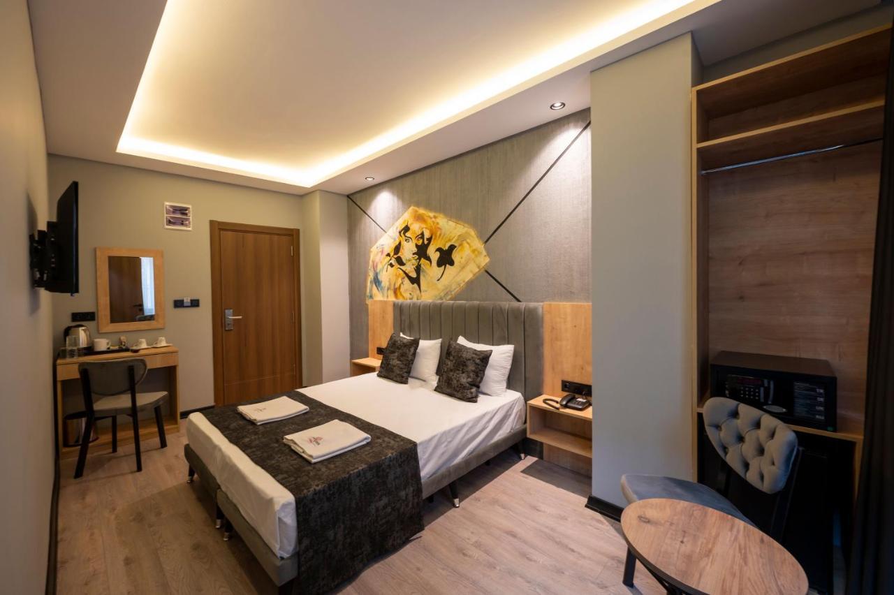 Deluxe Single Room,1305305626:JPEG