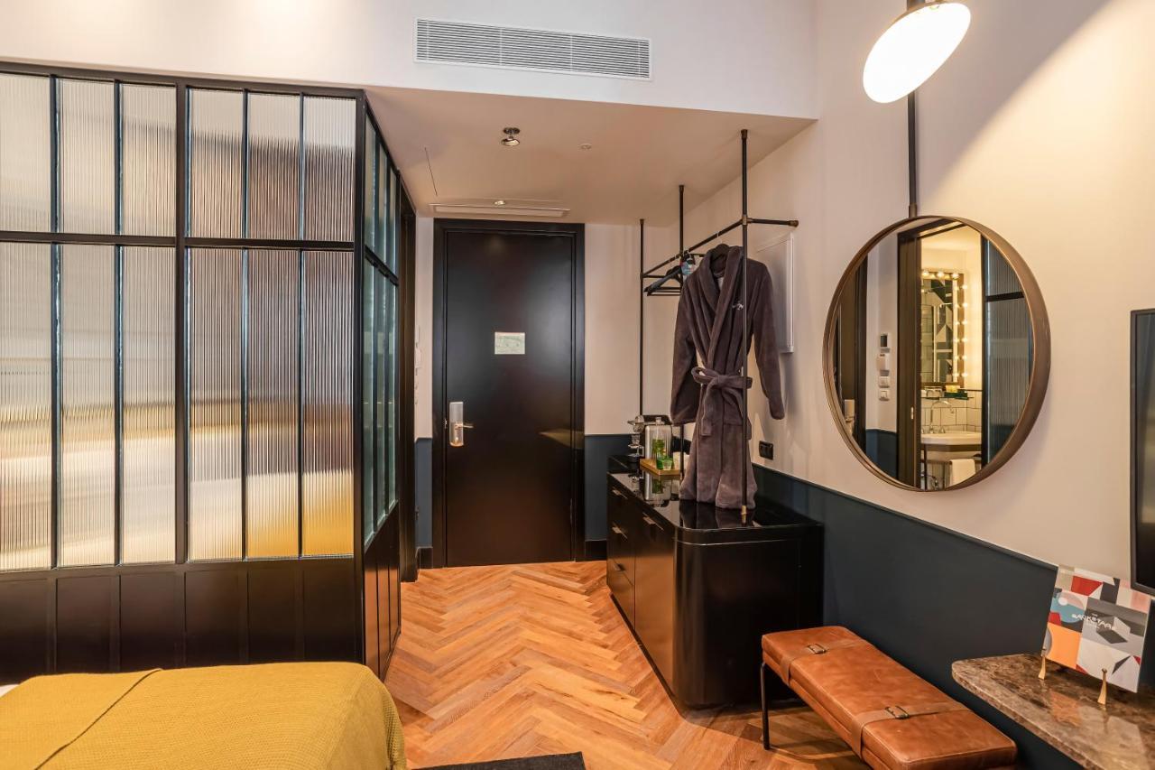 Standard Room,1296346801:JPEG