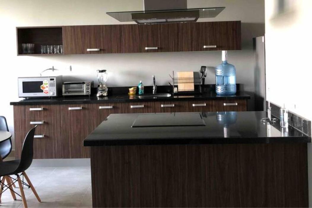 Apartamento con vistas a la piscina
