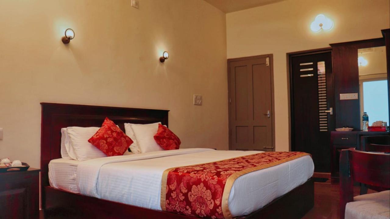 King Room with Mountain View