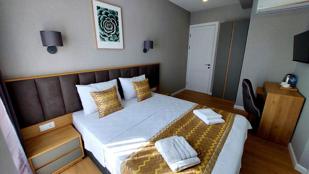 Double Room,1299081028:JPEG