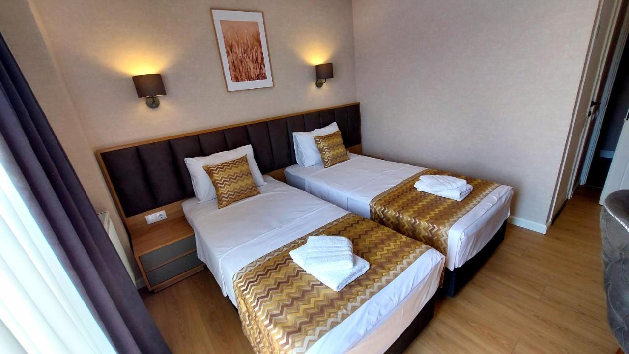 Double or Twin Room City View,1296989920:JPEG