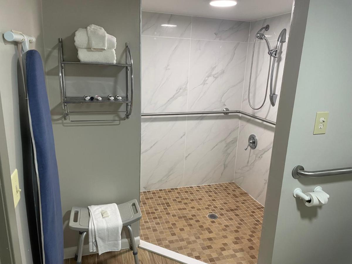 King Room - Mobility Access/Non-Smoking