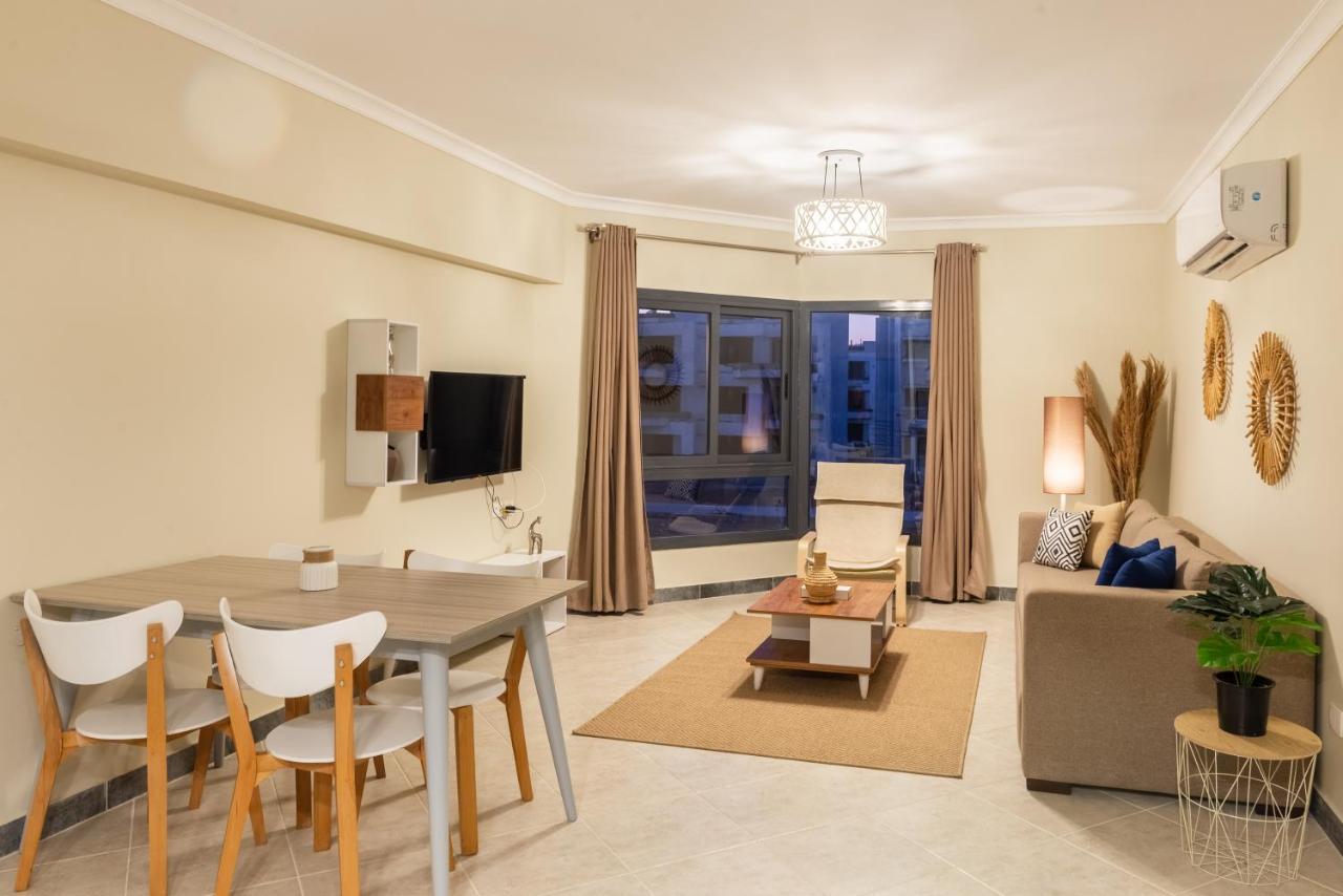Suite with Garden View
