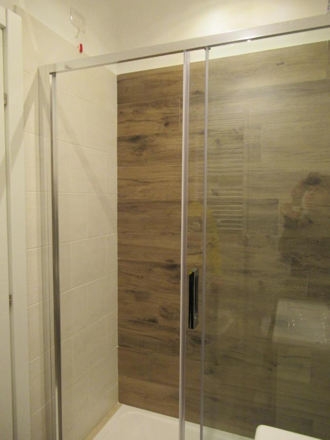 Driepersoonskamer met Eigen Badkamer