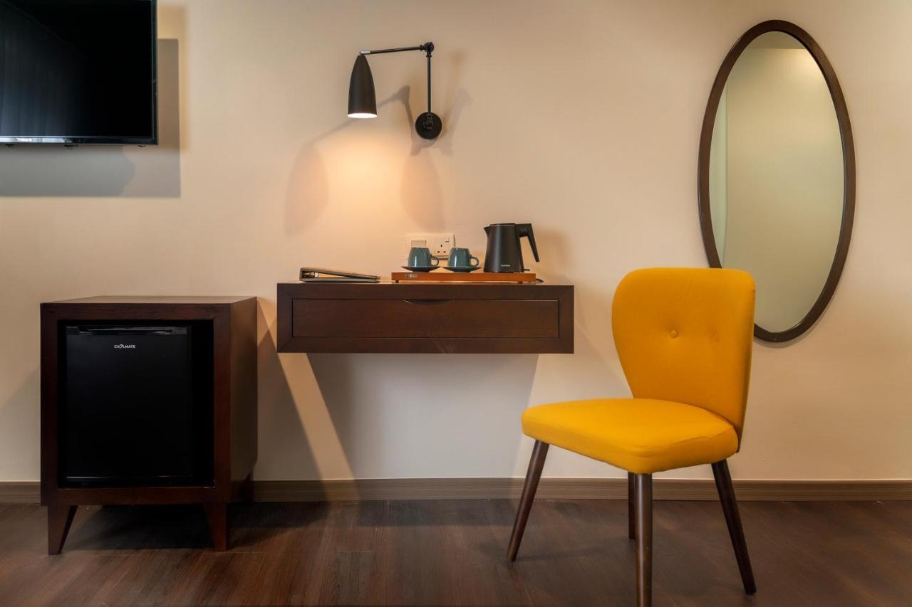 Premier Deluxe Queen Room with Netflix