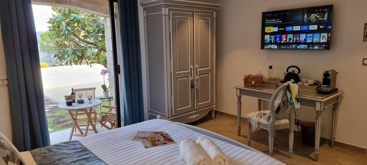 Deluxe King Room Nice