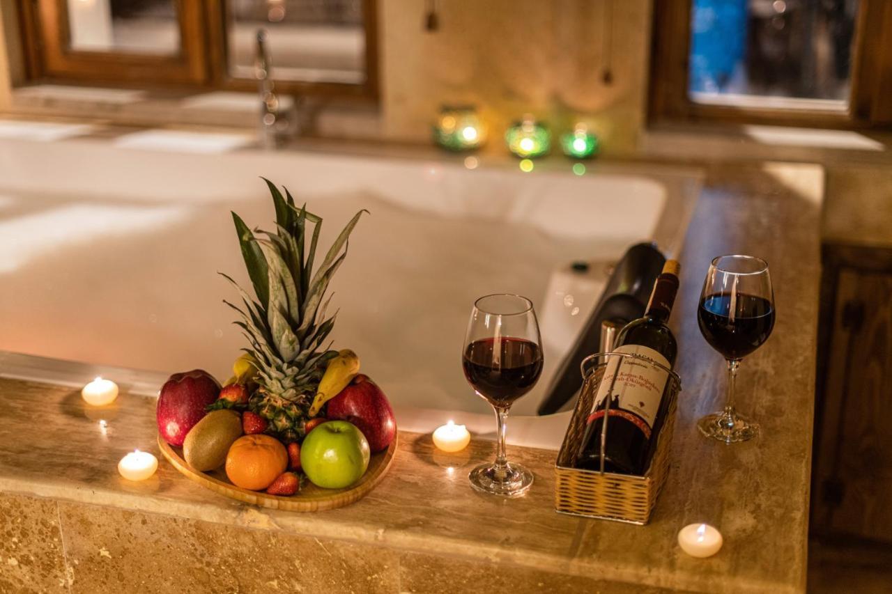 Signature Suite Jakuzzi & Valley View