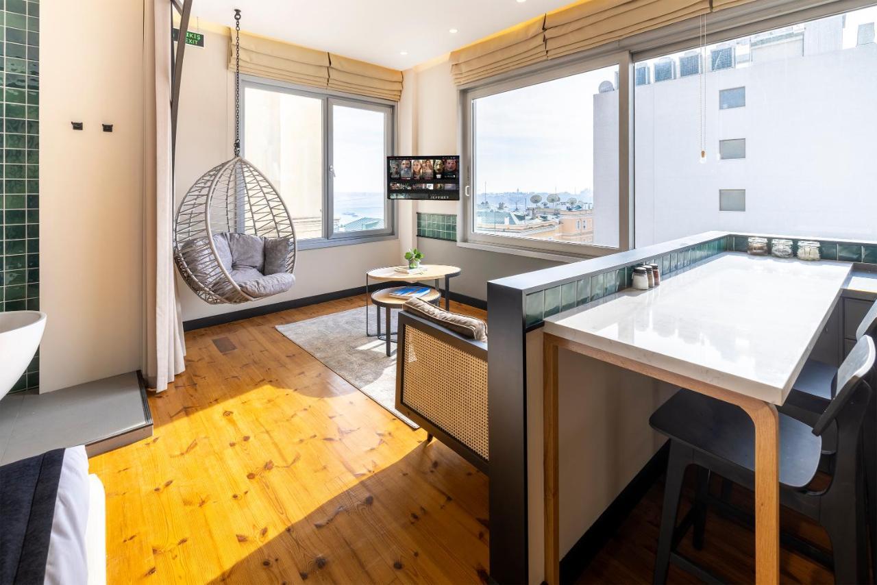 Penthouse Apartment