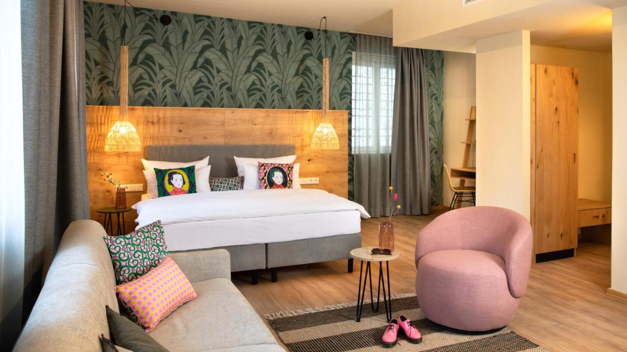 Junior Suite,1297957216:JPEG