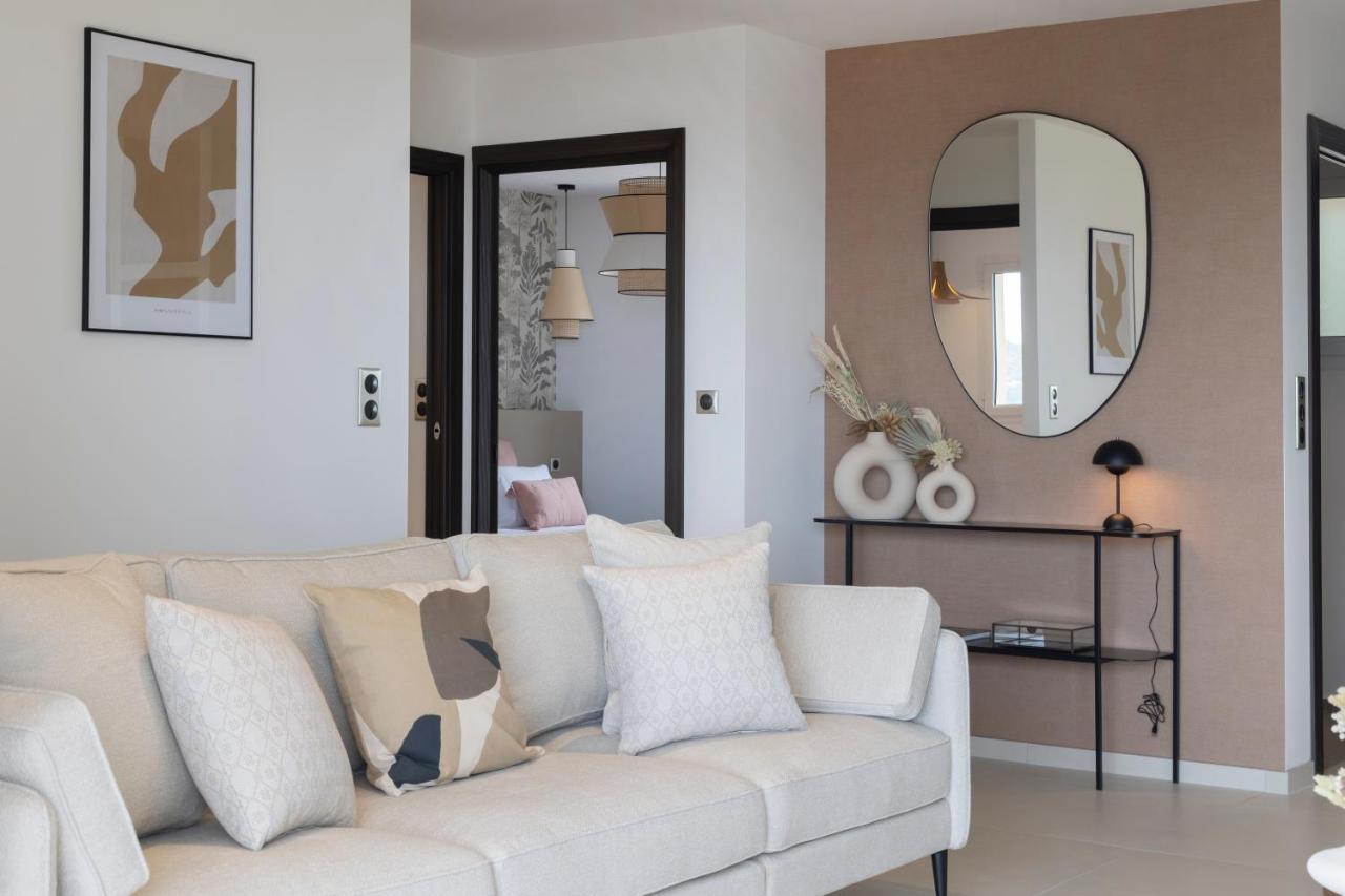 CAPO-ROSSO - Superior Apartment with Sea View - First Floor