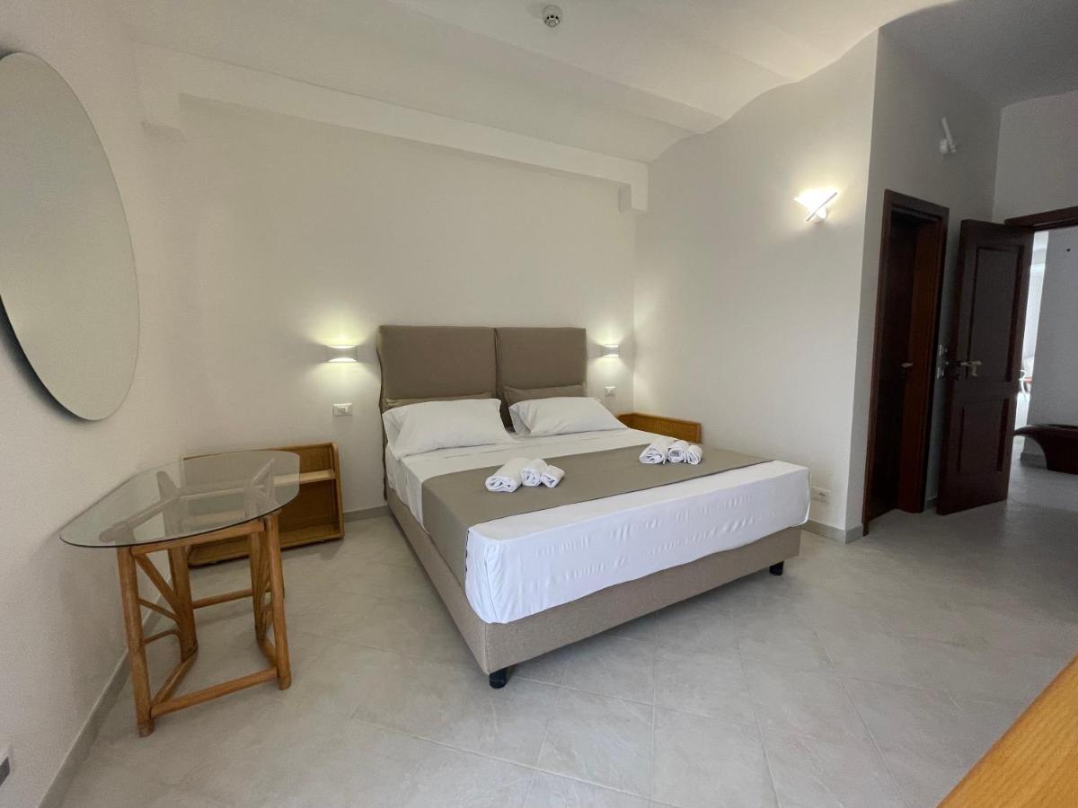 Deluxe Double Room with Sea View