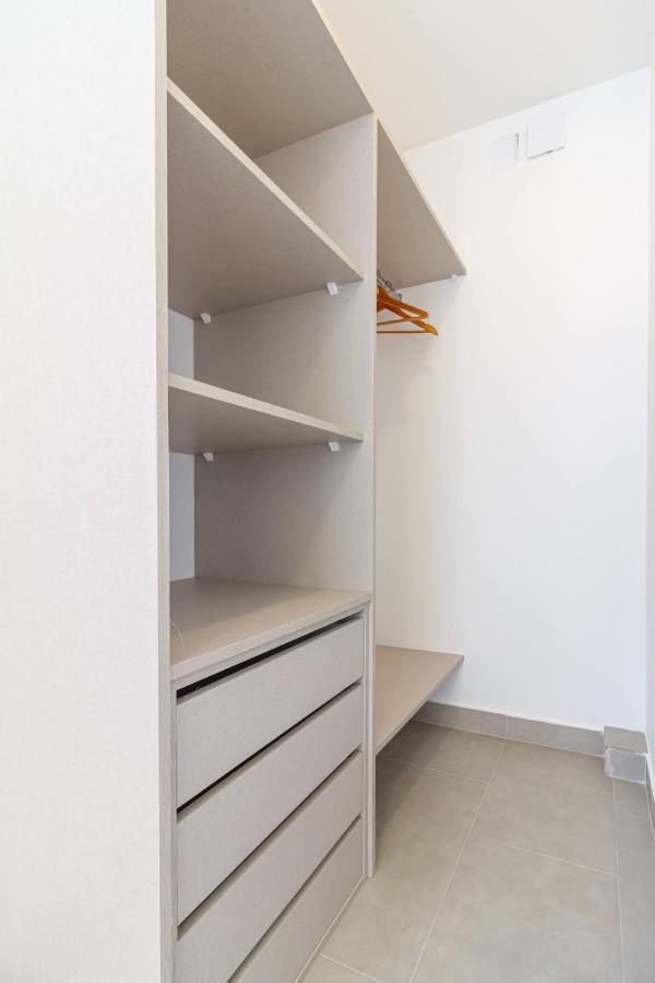 Apartment Split Level