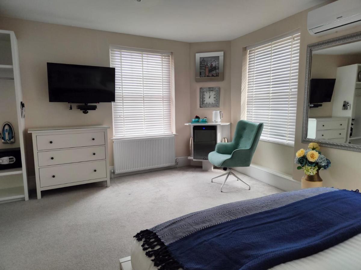 Superior King Suite
