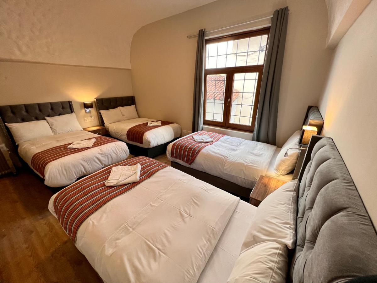 Standard Quadruple Room,1298914294:JPEG