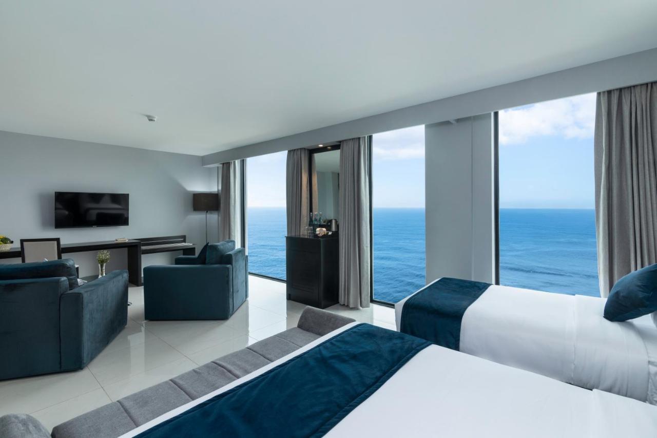 Signature Family Sea Front