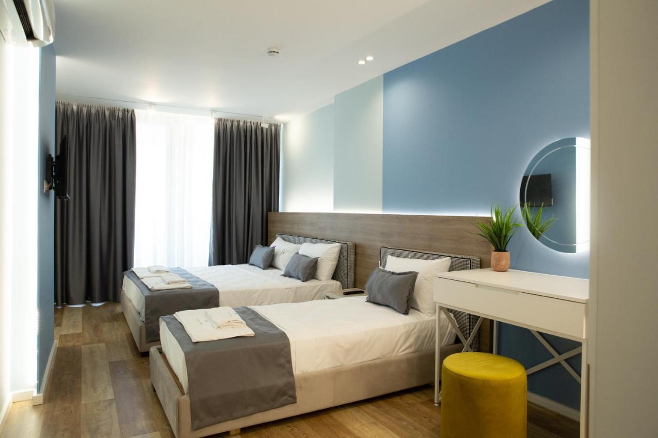 Deluxe Triple Room with Sea View