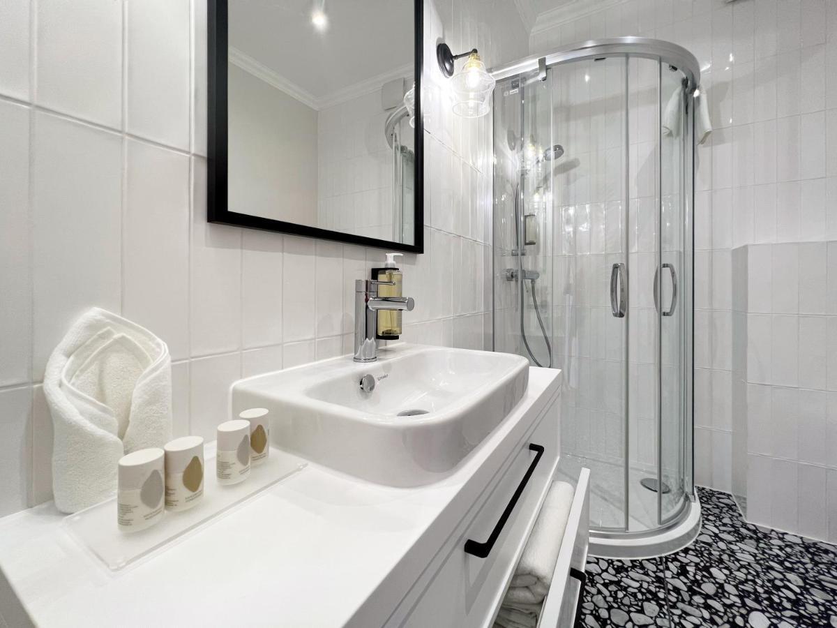 One-Bedroom Suite,1299107224:JPEG