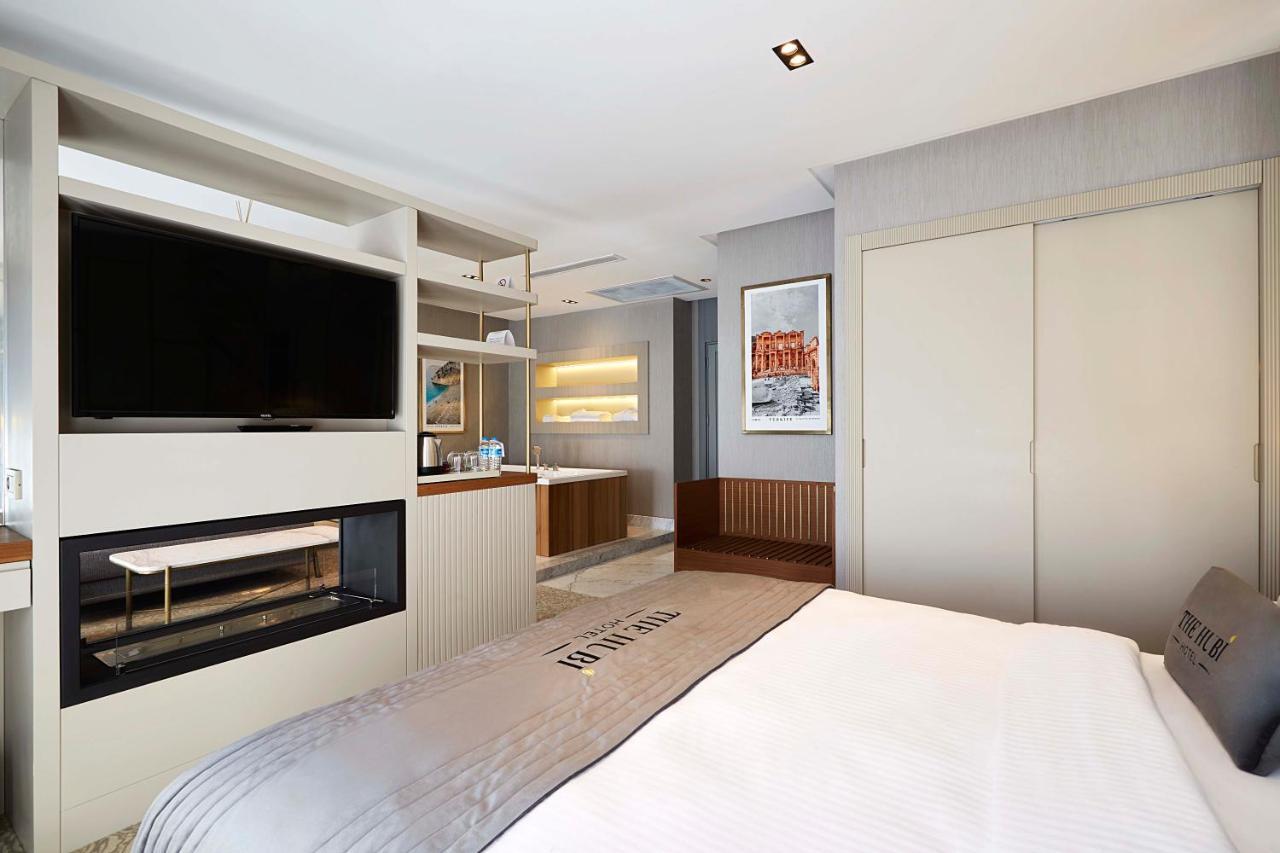 Deluxe King Suite,1299292192:JPEG