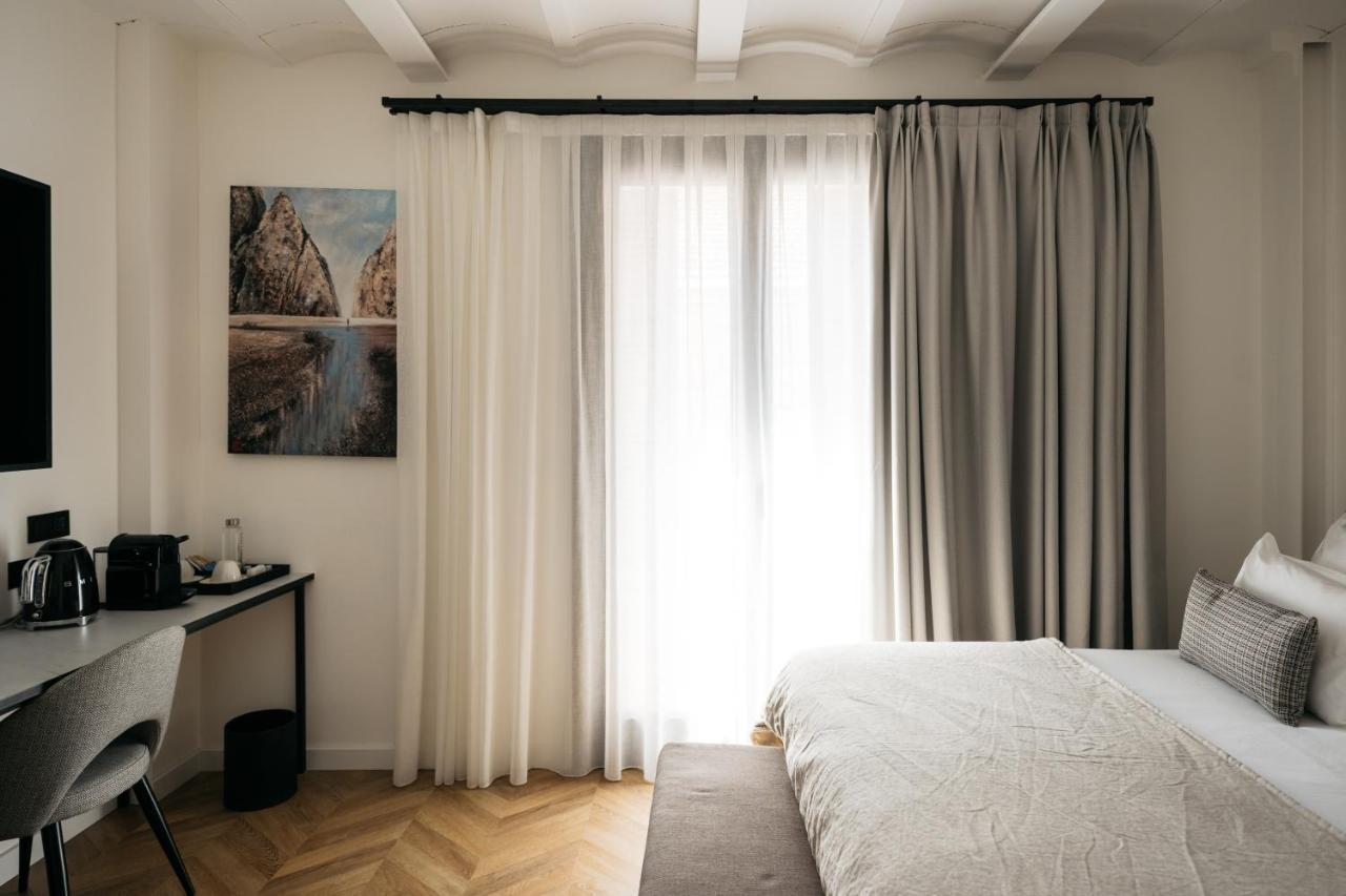 Deluxe Double Room with Terrace