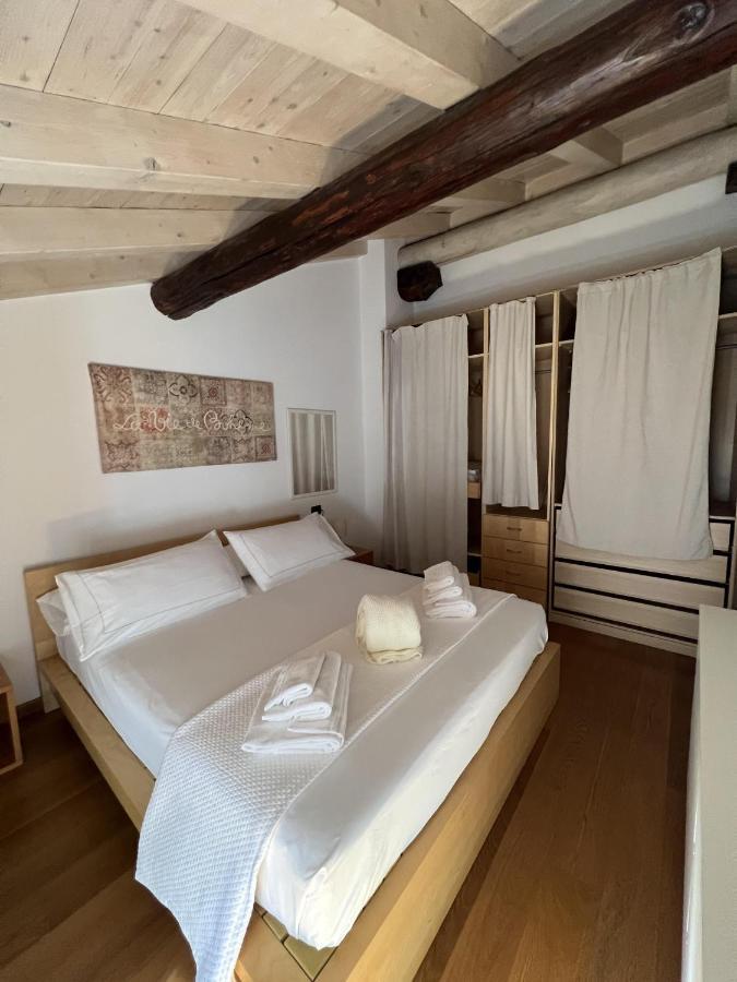 Two-Bedroom Apartment,1299907684:JPEG