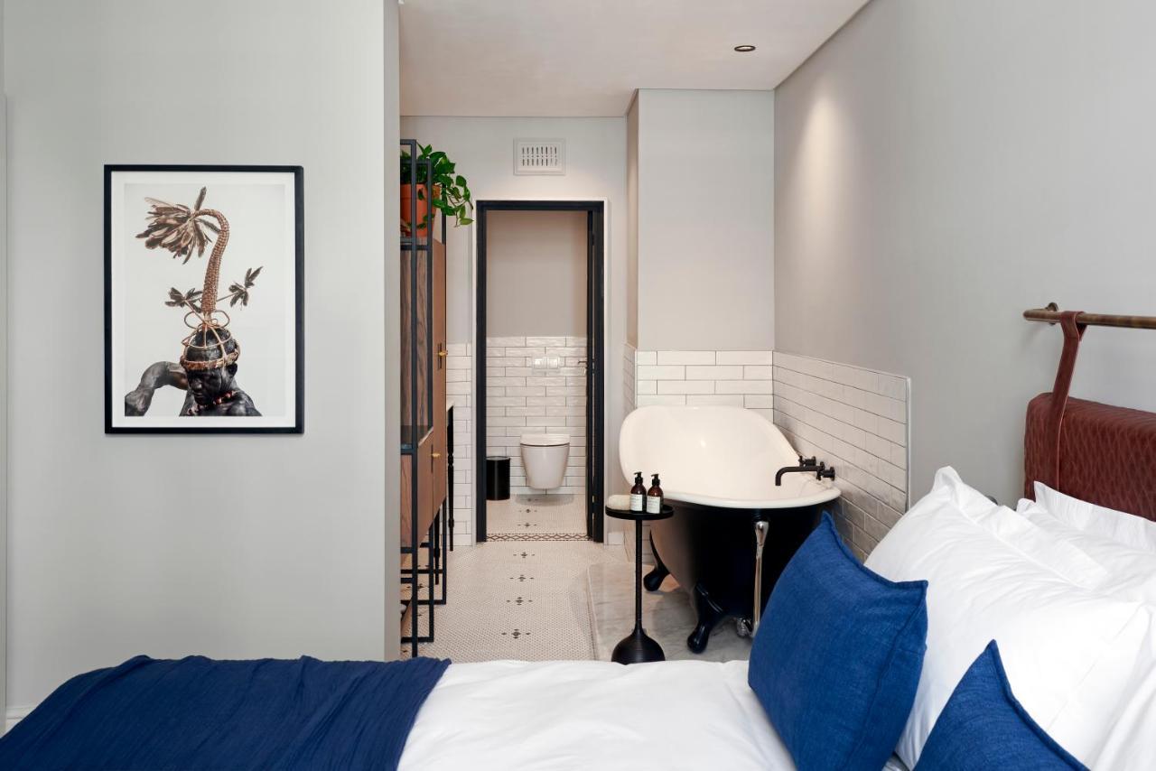 Two-Bedroom Family Suite,1300264291:JPEG