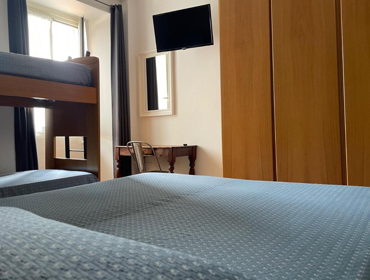 Double Room with Private External Bathroom