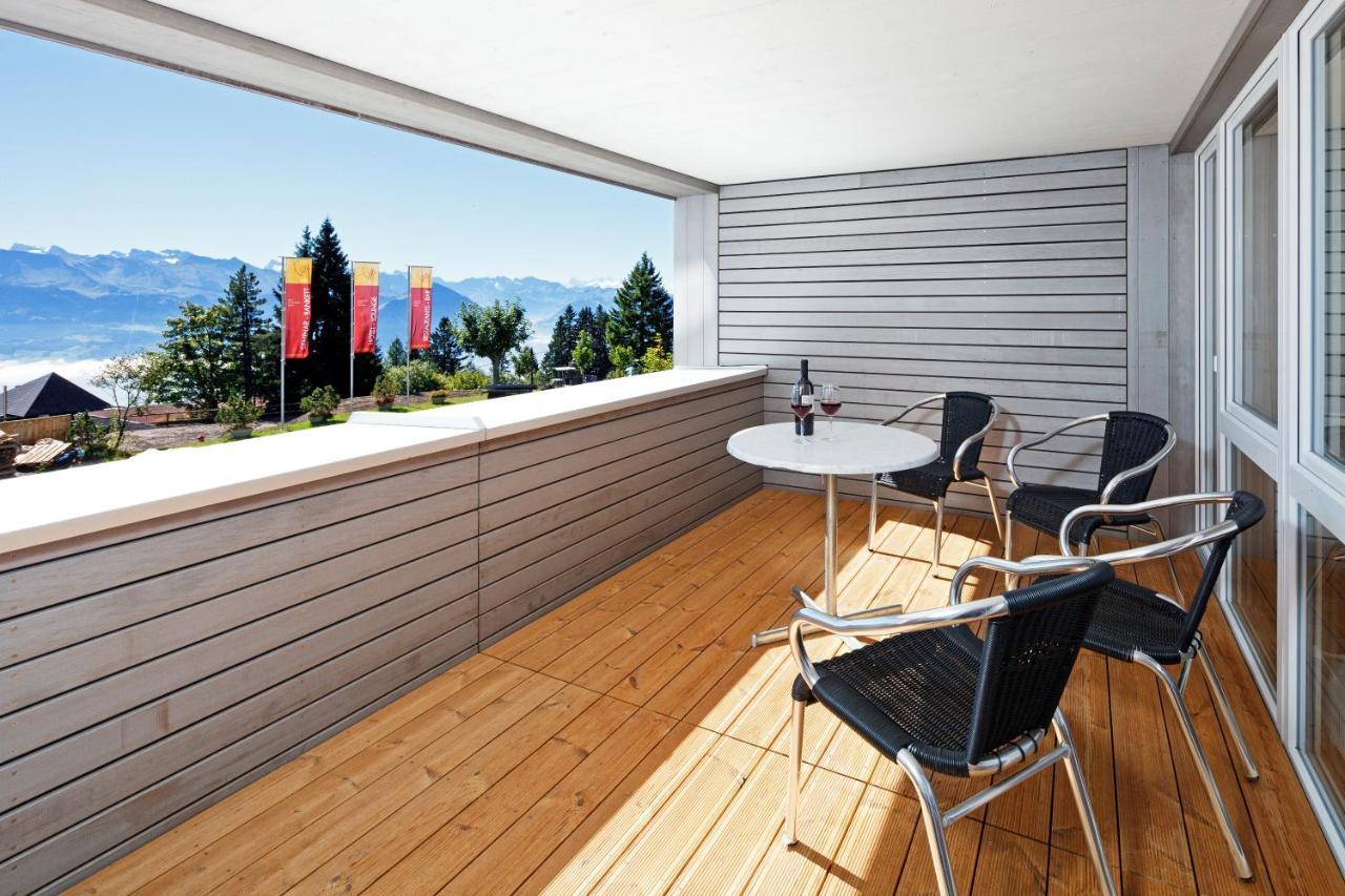 Double Room with Balcony and Mountain View