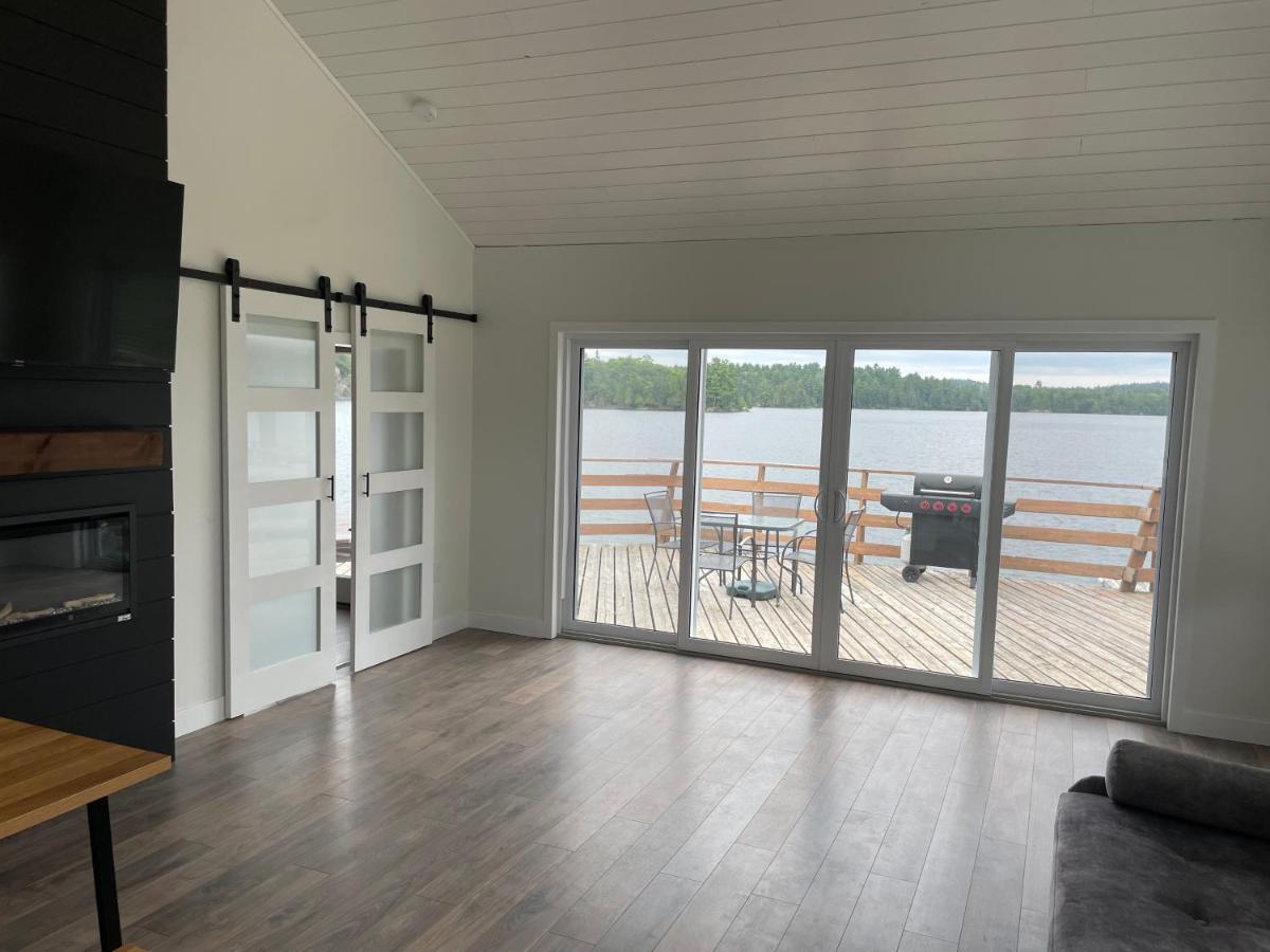 Suite with Lake View
