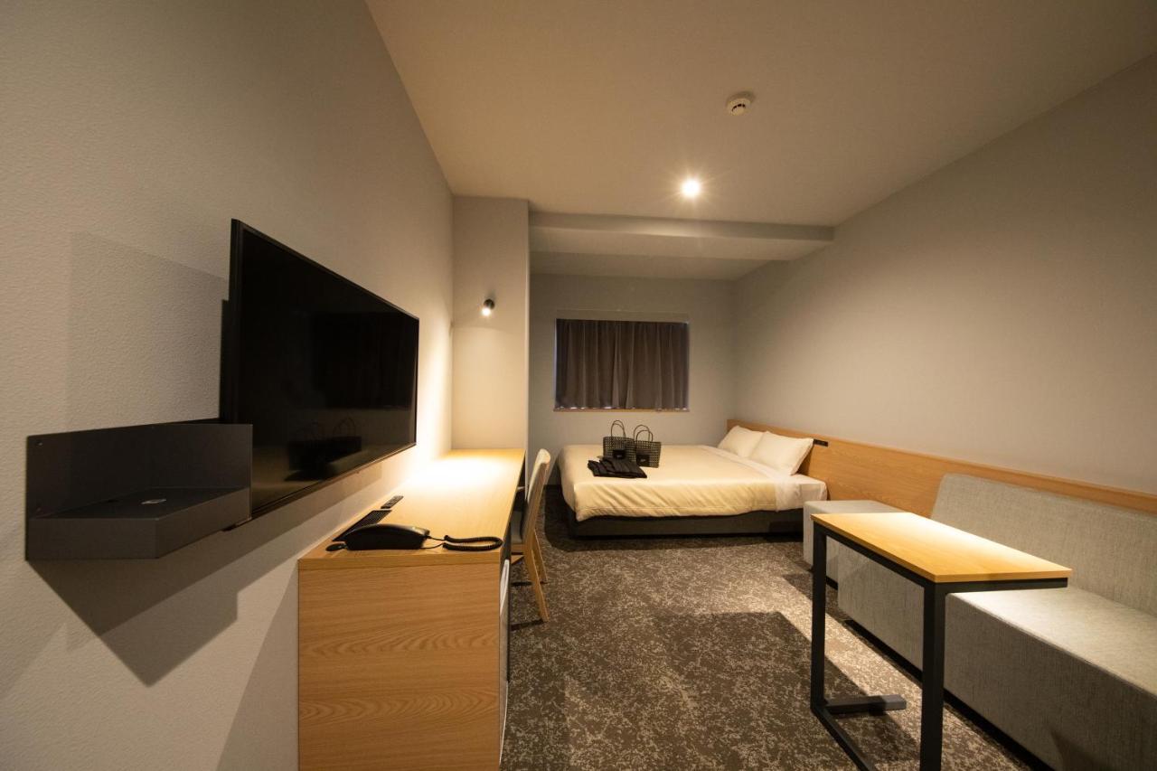 Large Double Room,1301673472:JPEG